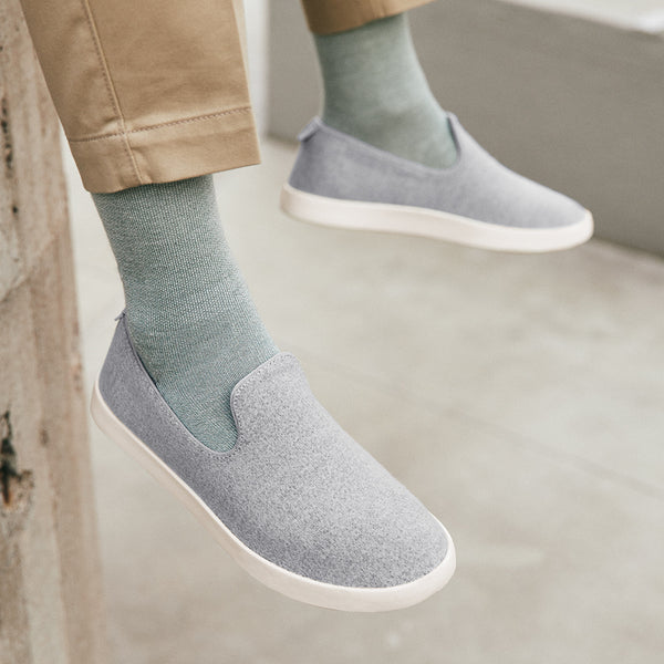 Allbirds Wool Loungers Reviews Men s Wool Slip Ons Slippers Dapple Grey