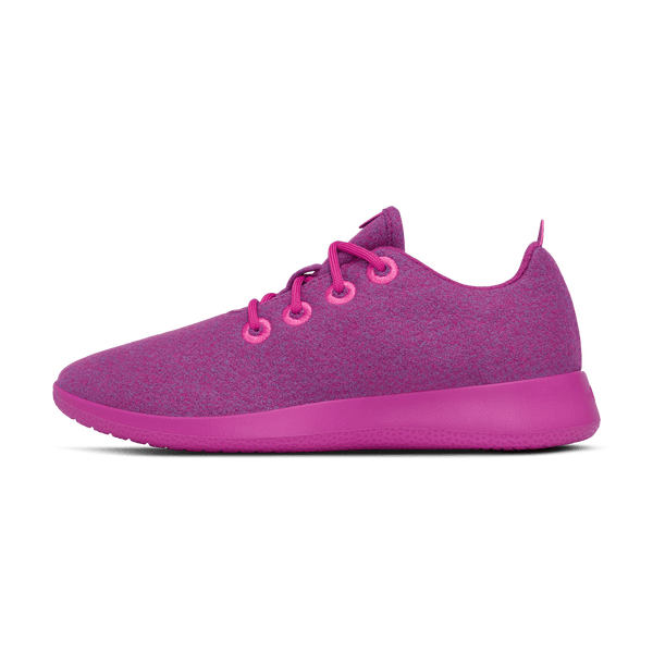 Womens sales pink runners