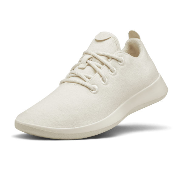 Walking shop shoes white